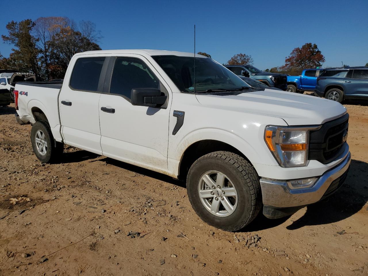 Ford F-150 Supercrew Image 3