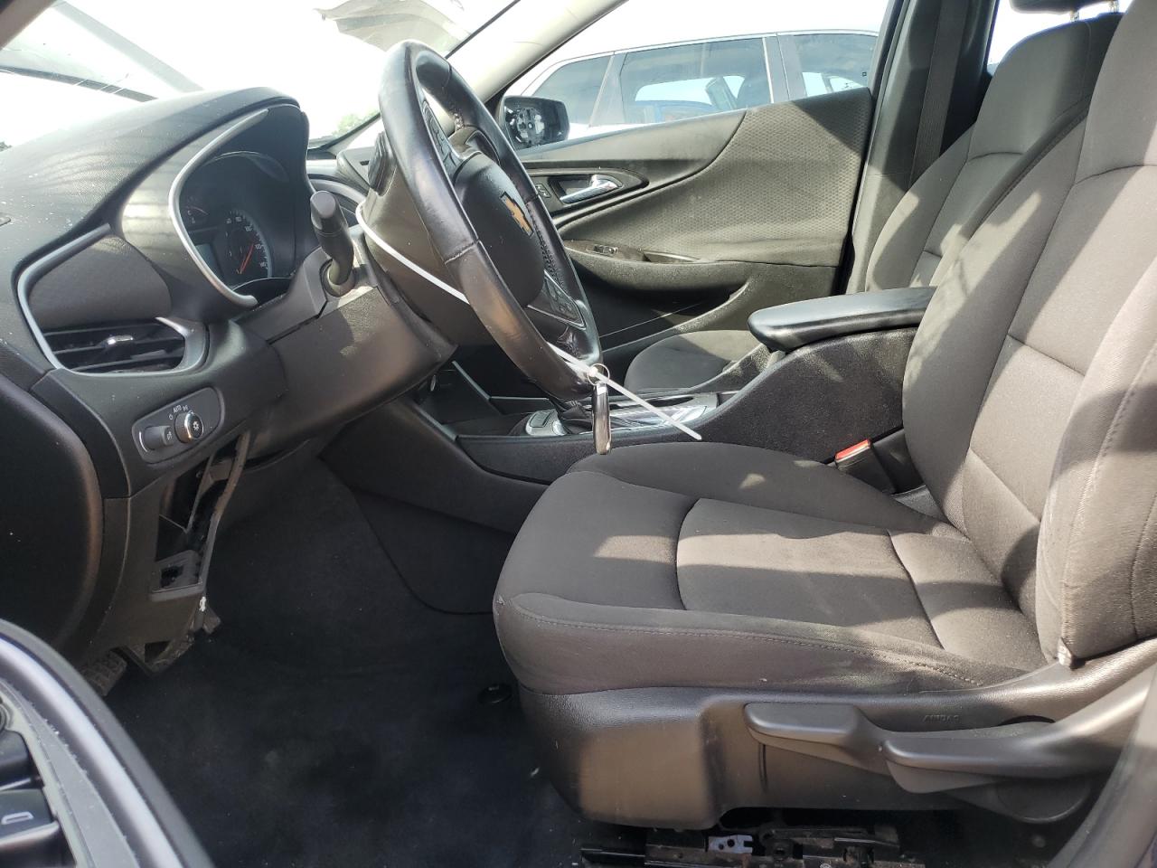 Chevrolet Malibu Ls Image 2