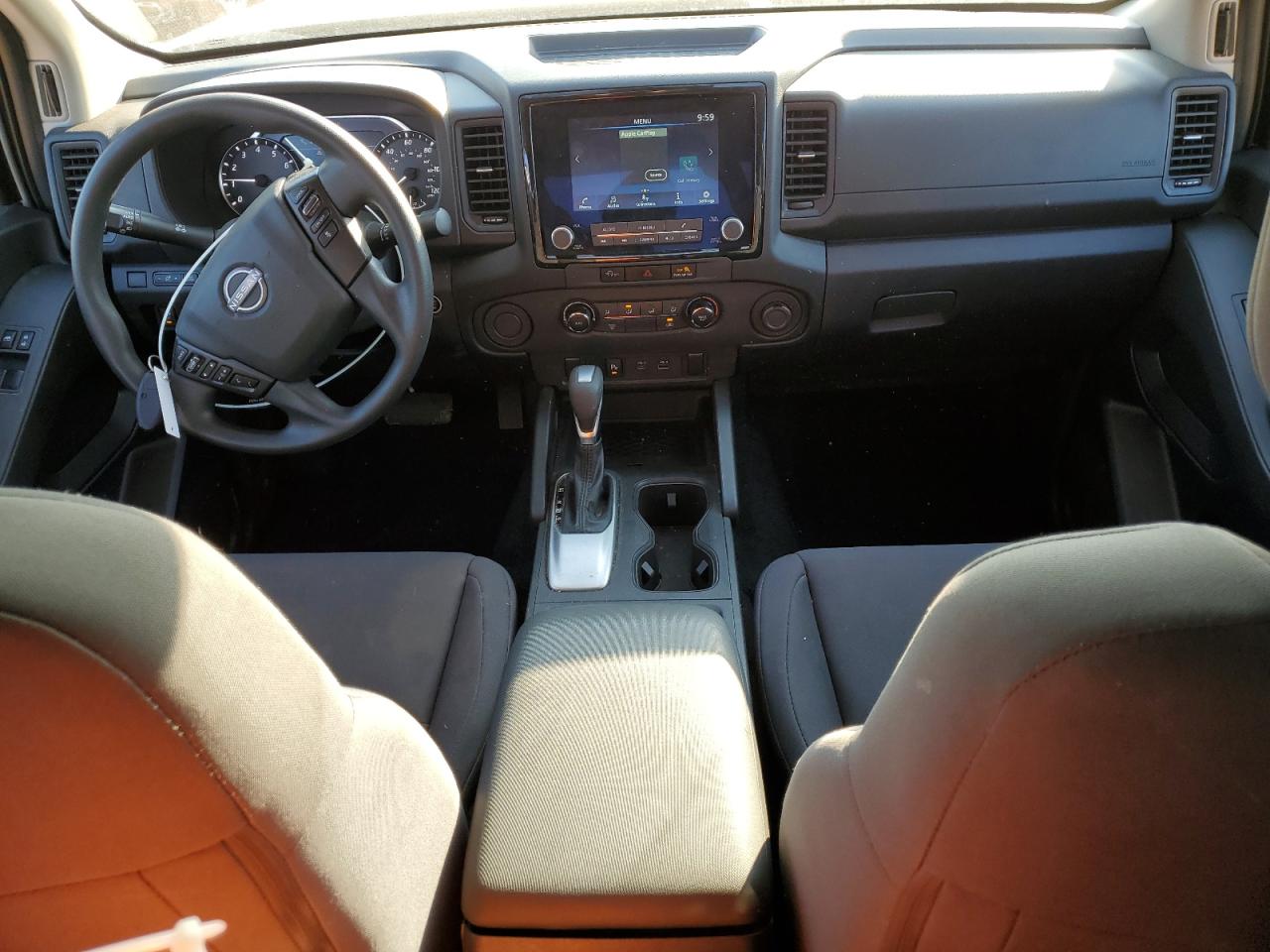Nissan Frontier S Image 12