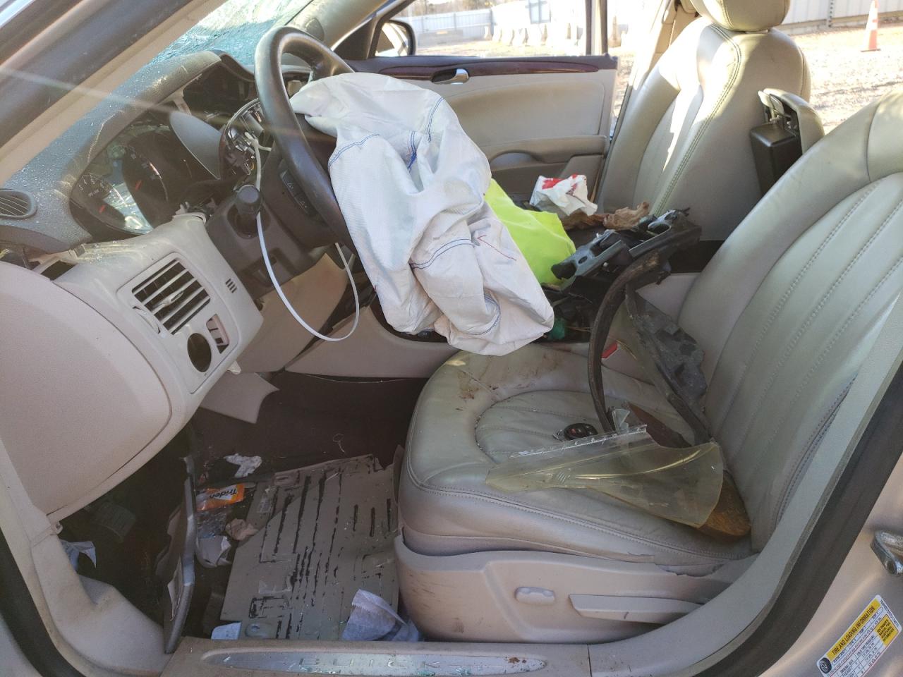 Buick Lucerne Cxl Image 9