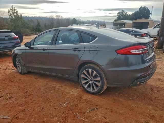 Ford Fusion Se Image 2