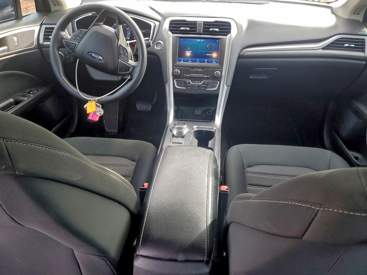 Ford Fusion Se Image 5