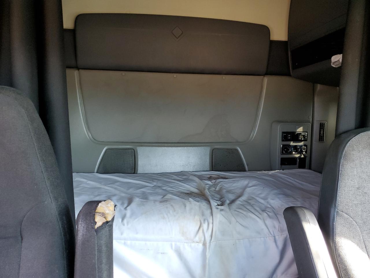 International Prostar Image 3