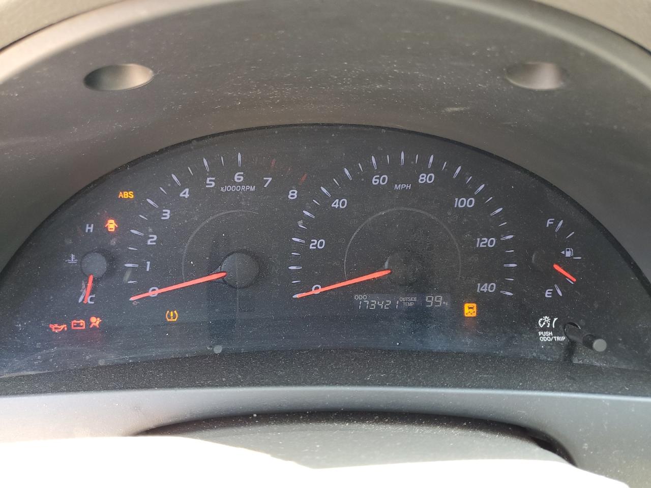 Toyota Camry Base Image 7