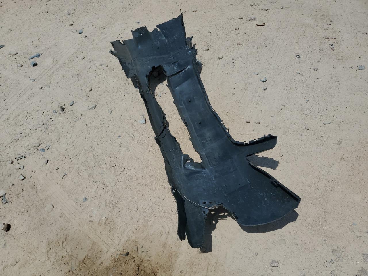 Toyota Camry Base Image 9