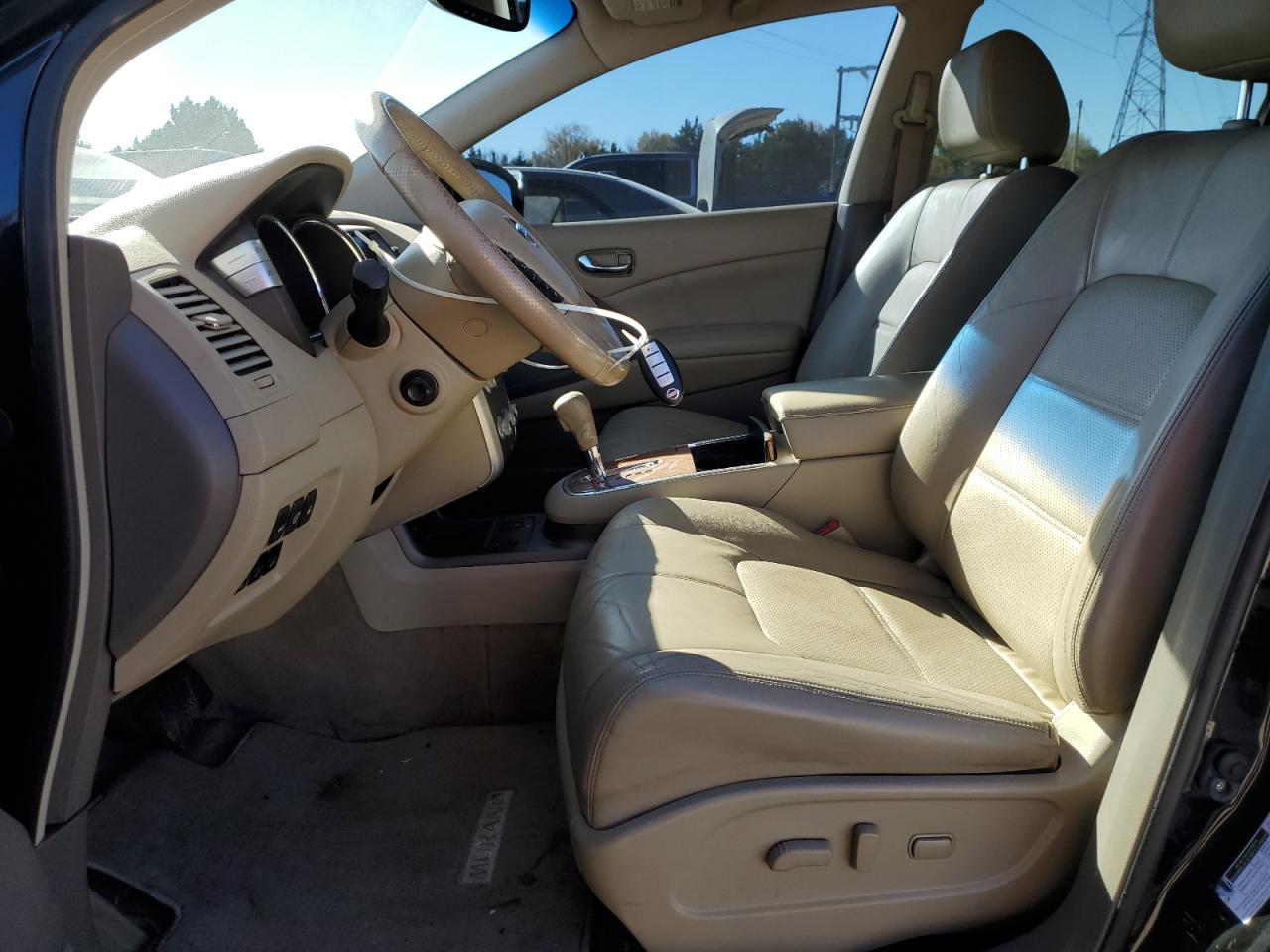 Nissan Murano S Image 3