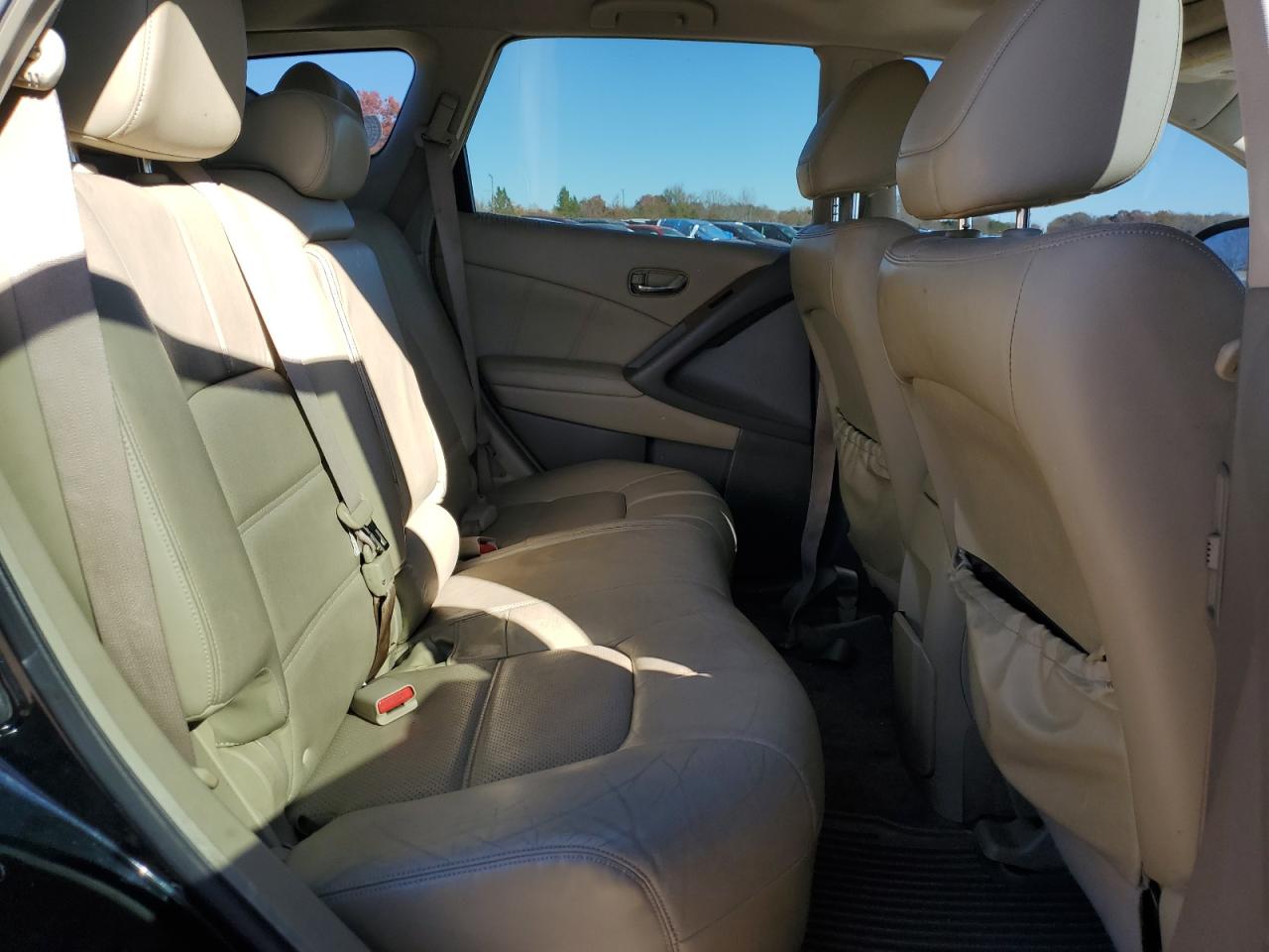 Nissan Murano S Image 9