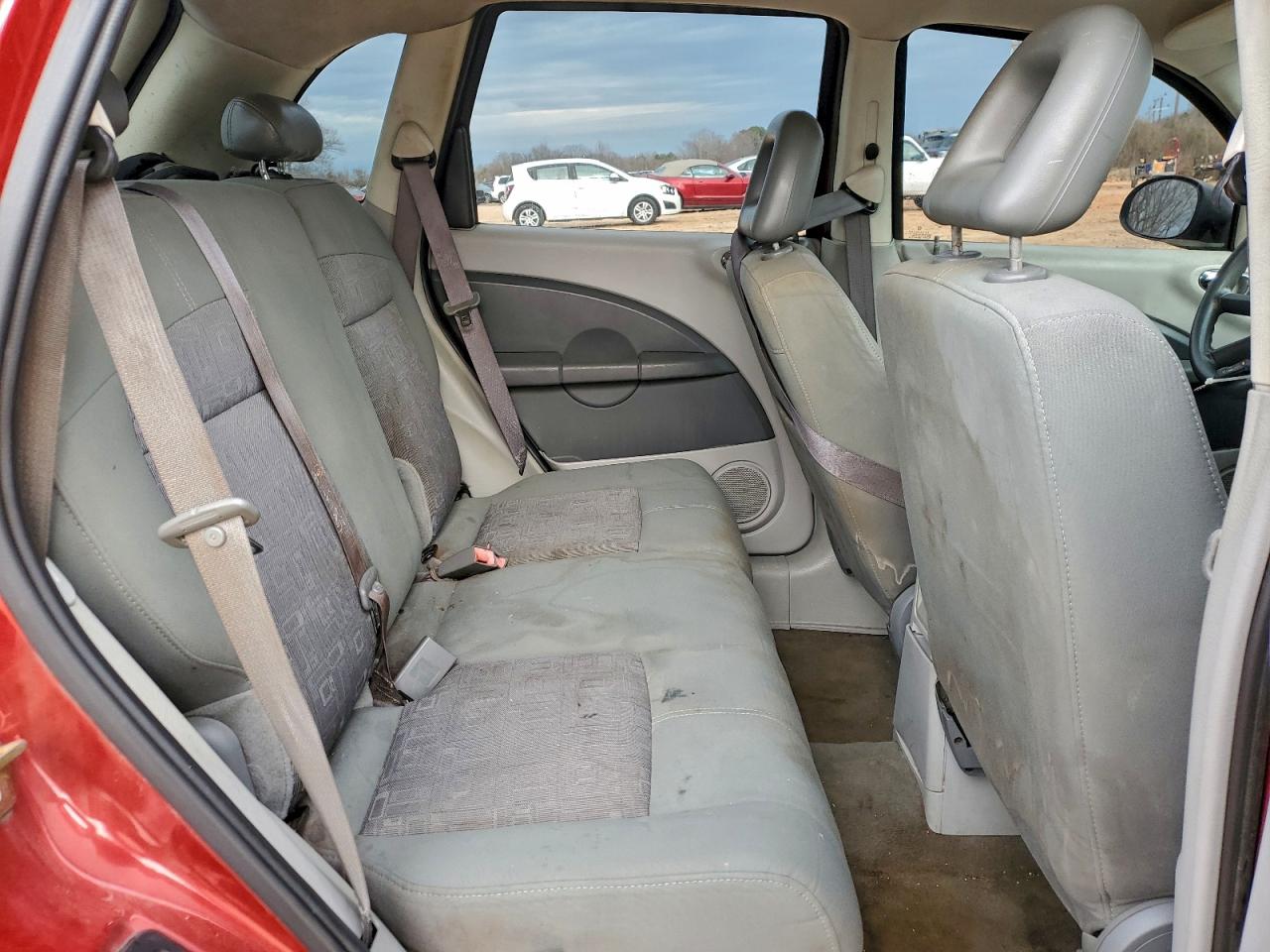 Chrysler PT Cruiser Image 7