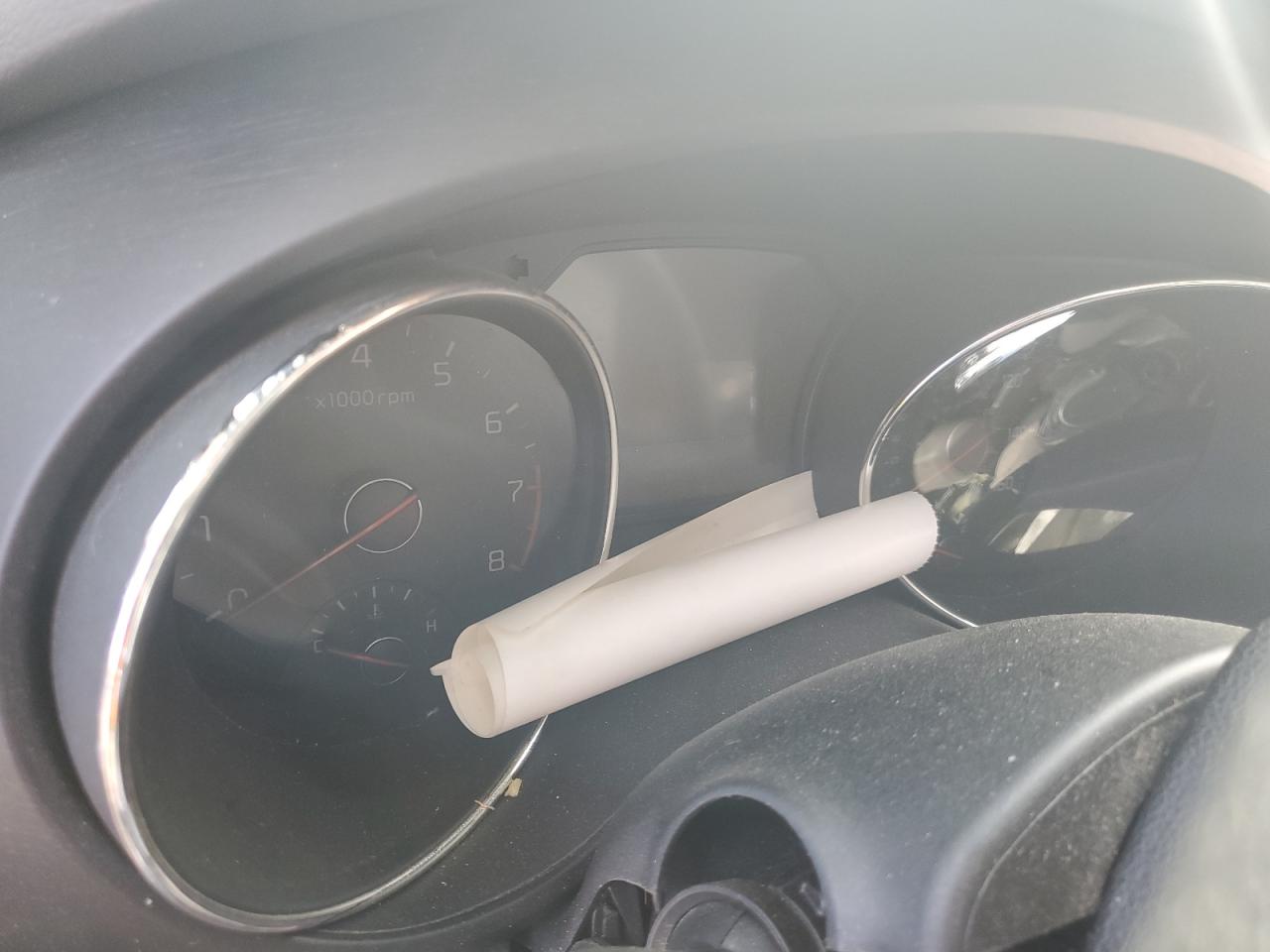 Kia Sedona Lx Image 11