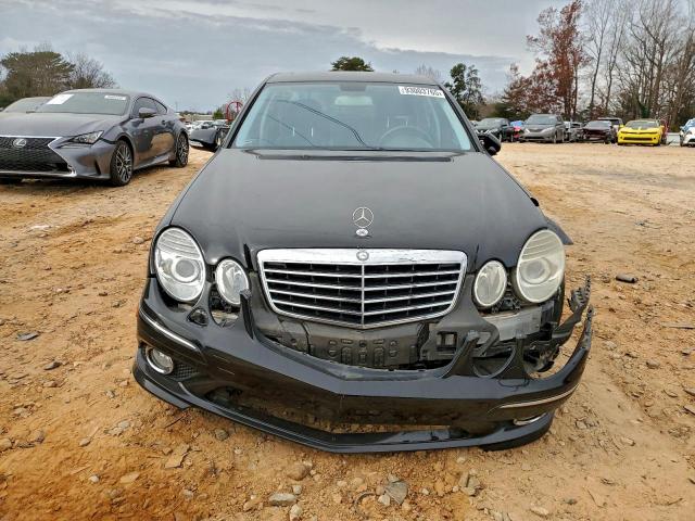 Mercedes-Benz E-Class 350 Image 11