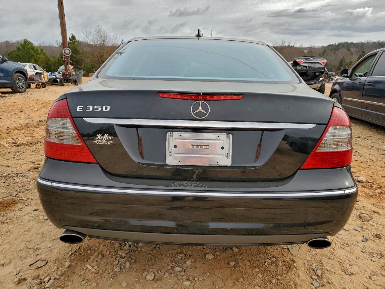 Mercedes-Benz E-Class 350 Image 6