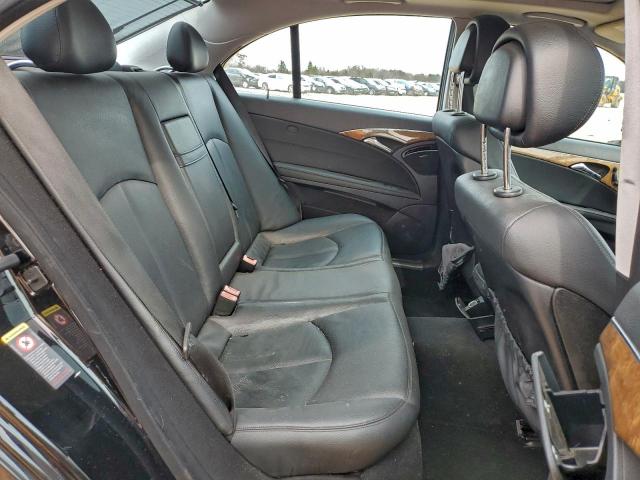 Mercedes-Benz E-Class 350 Image 8