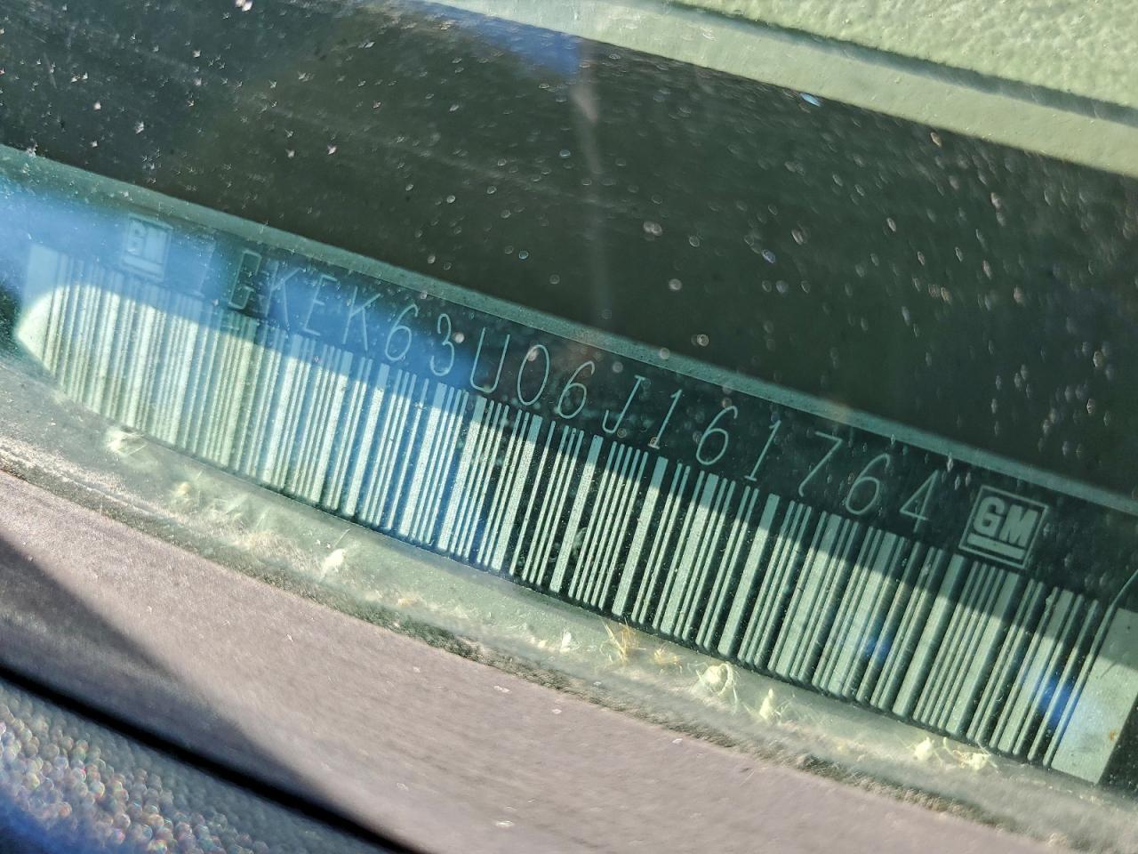 GMC Yukon Denali Image 14