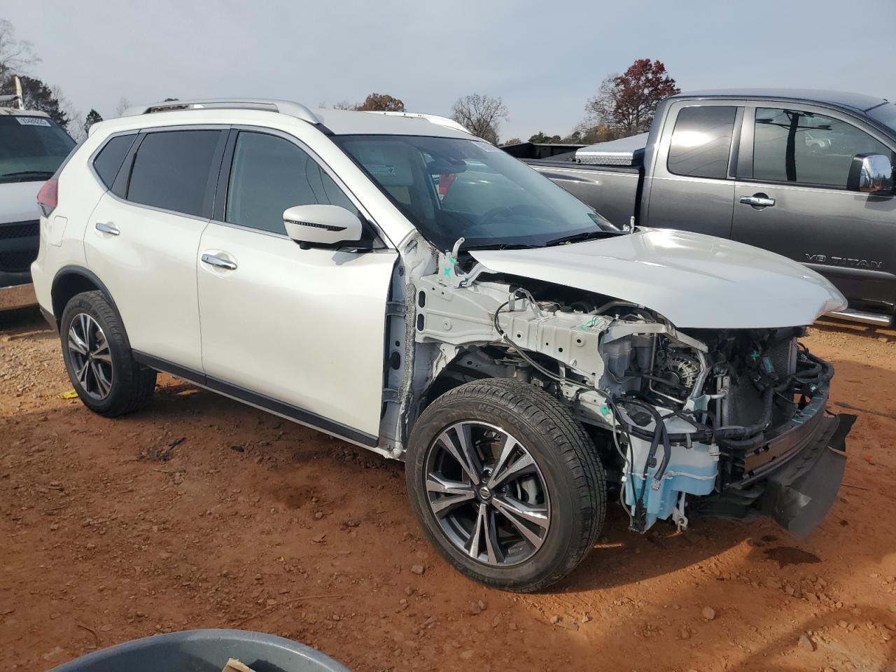 Nissan Rogue S Image 11