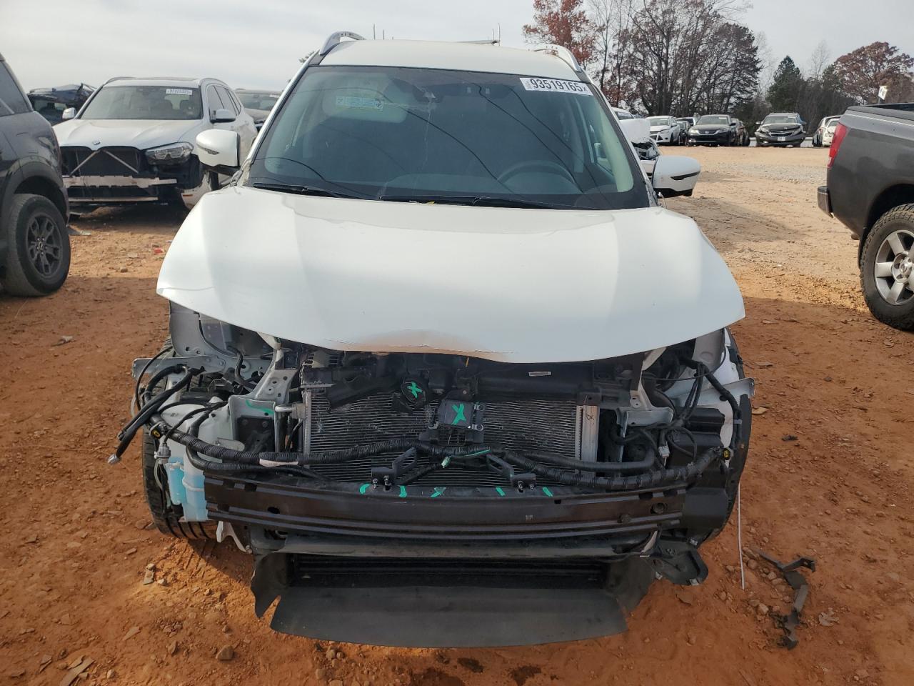 Nissan Rogue S Image 4