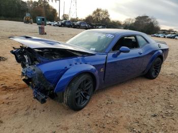  Salvage Dodge Challenger