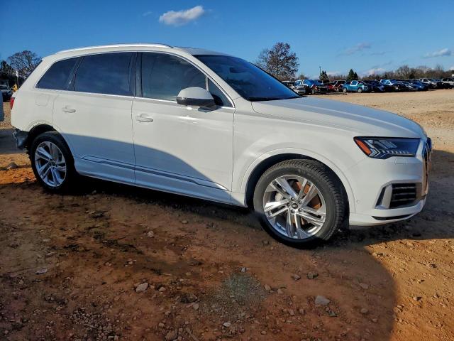 Audi Q7 Premium Plus Image 7