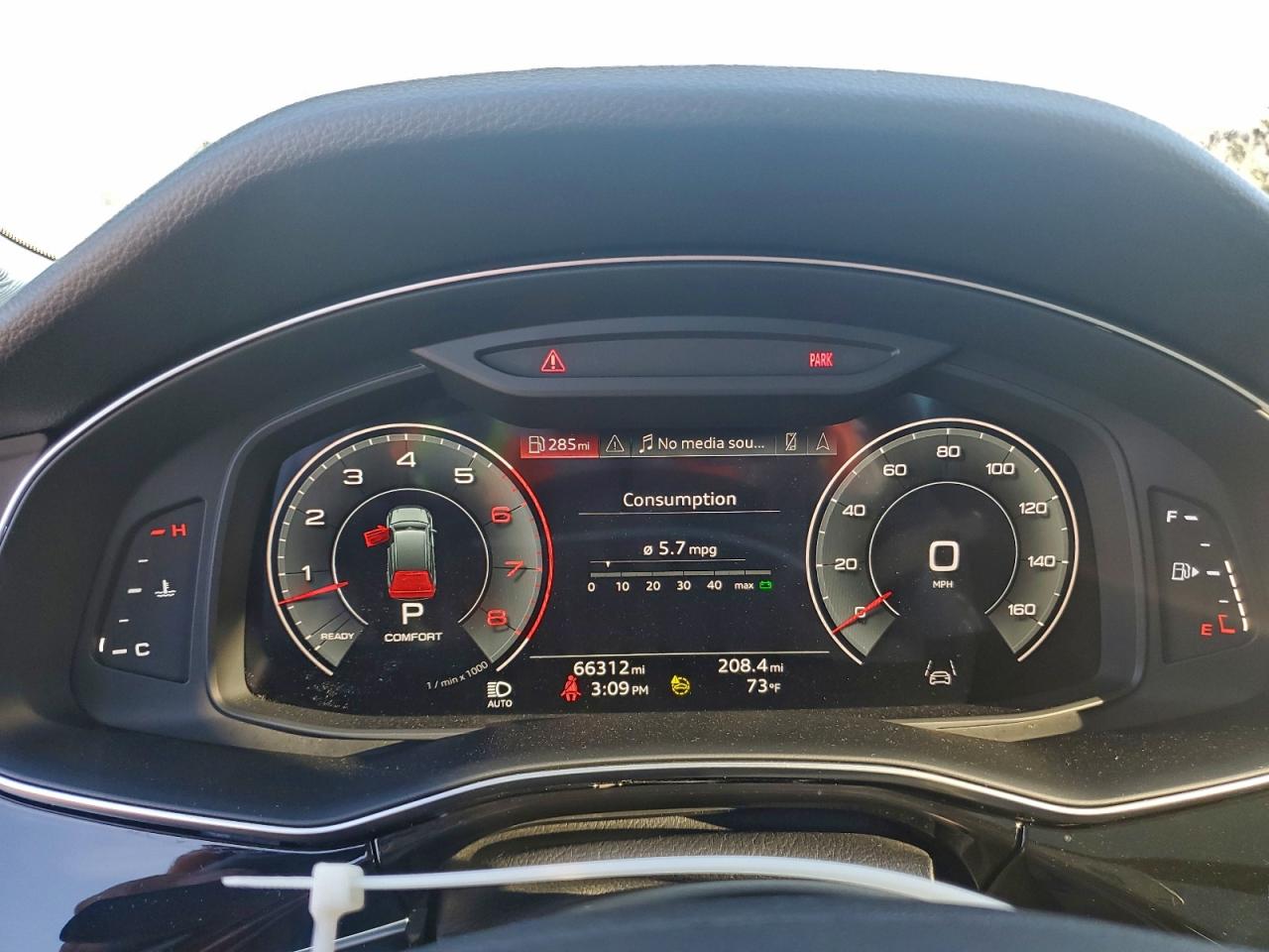 Audi Q7 Premium Plus Image 3