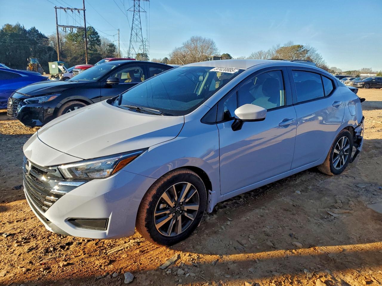 Nissan Versa Sv Image 1