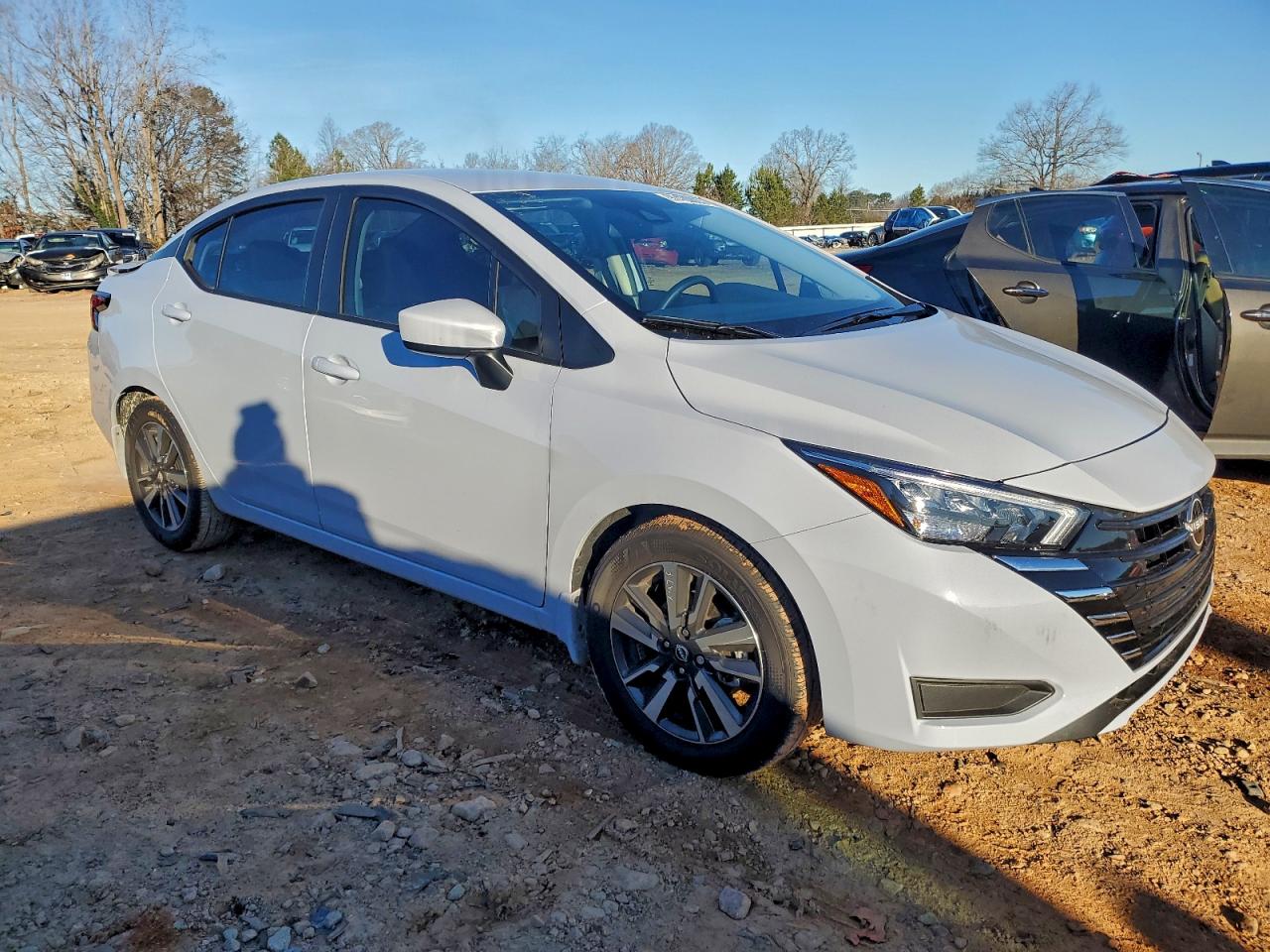 Nissan Versa Sv Image 5