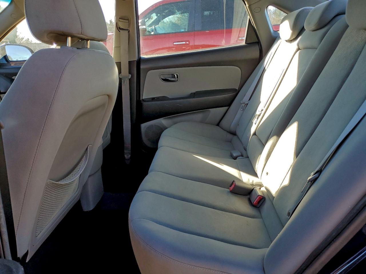 Hyundai ELANTRA Blue Image 10