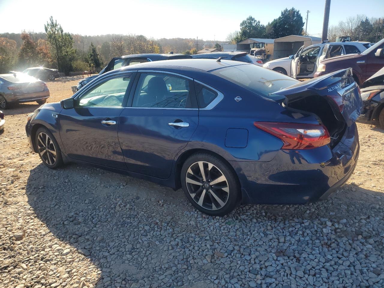 Nissan Altima 2.5 Image 5