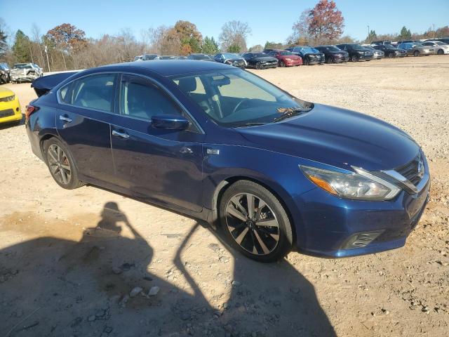 Nissan Altima 2.5 Image 6