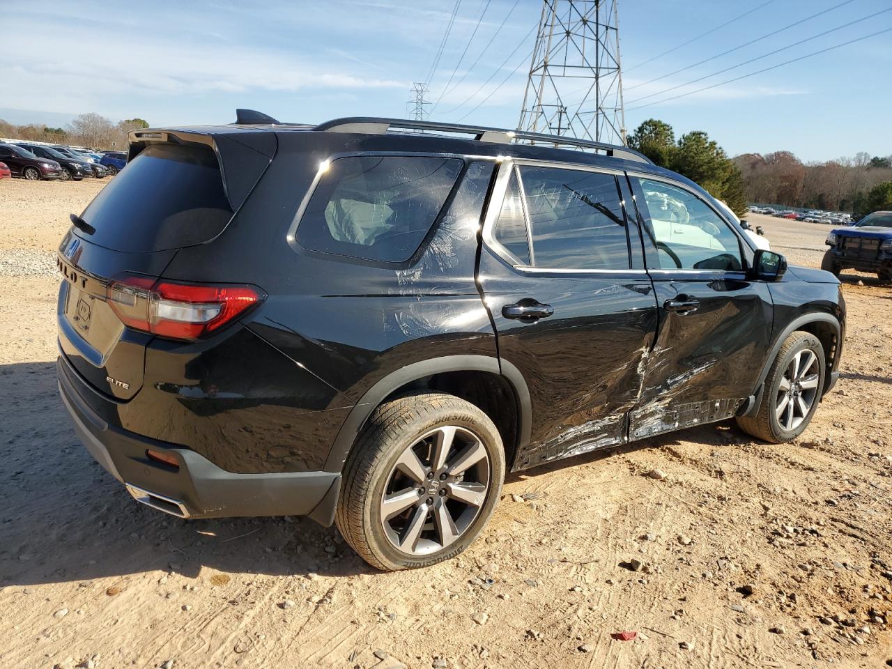 Honda Pilot Elite Image 3