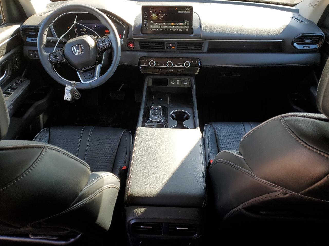 Honda Pilot Elite Image 2