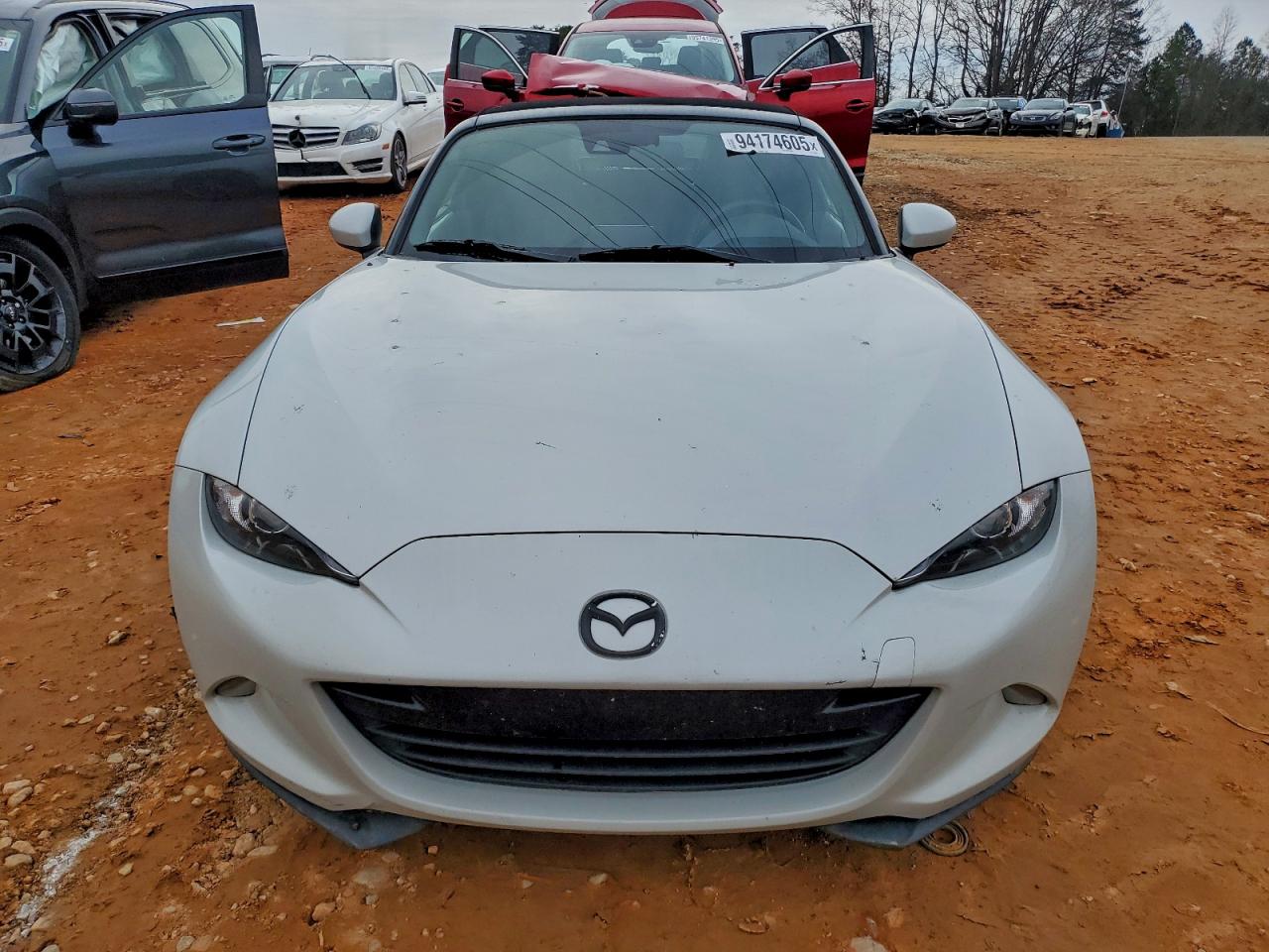 Mazda Mx5 Grand Touring Image 3