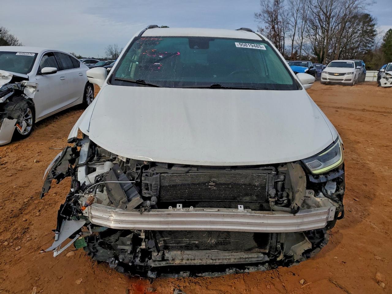 Chrysler Pacifica Hybrid Touring L Image 8