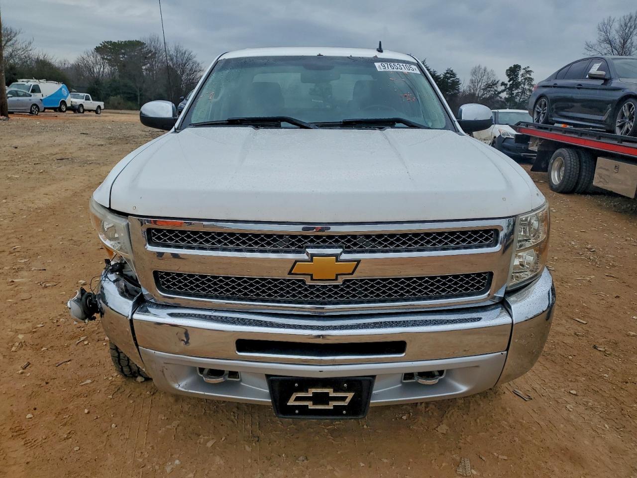 Chevrolet Silverado K1500 Lt Image 6