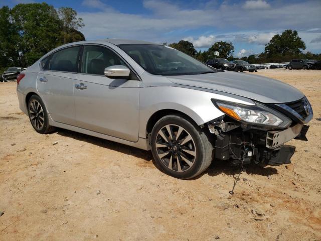 Nissan Altima 2.5 Image 10