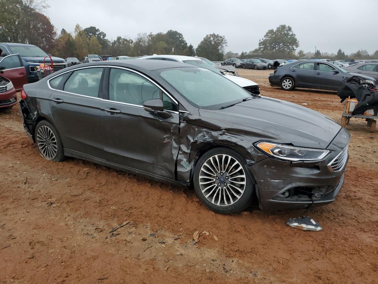 Ford Fusion Se Image 8