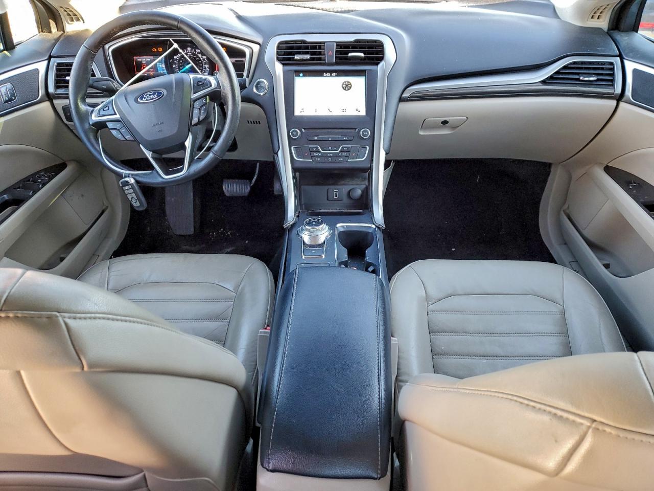 Ford Fusion Se Image 4