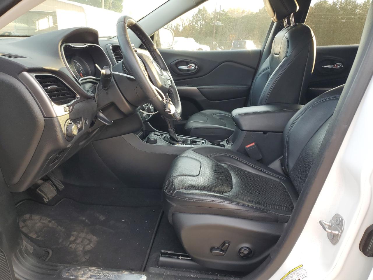 Jeep Grand Cherokee Limited Image 8