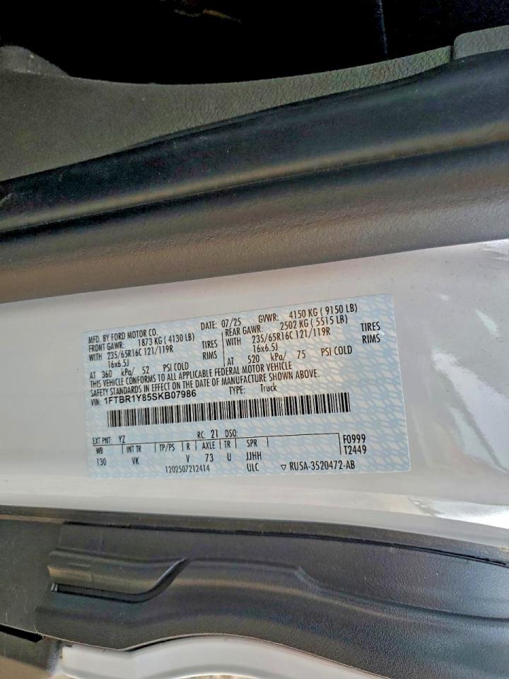 Ford Transit T-250 Image 3