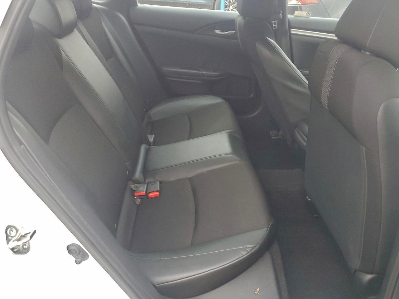 Honda Civic Sport Image 7