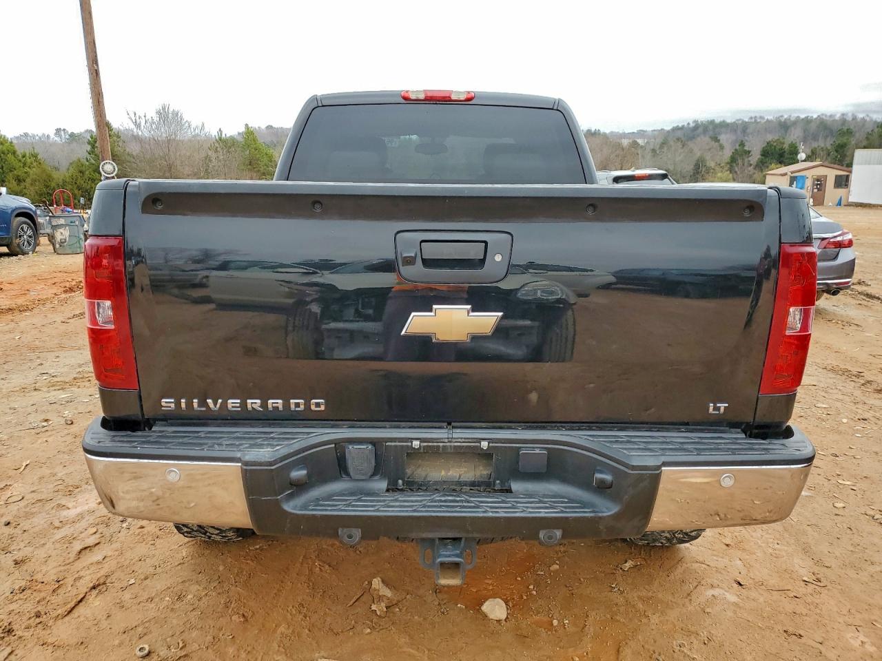 Chevrolet Silverado K1500 Lt Image 2