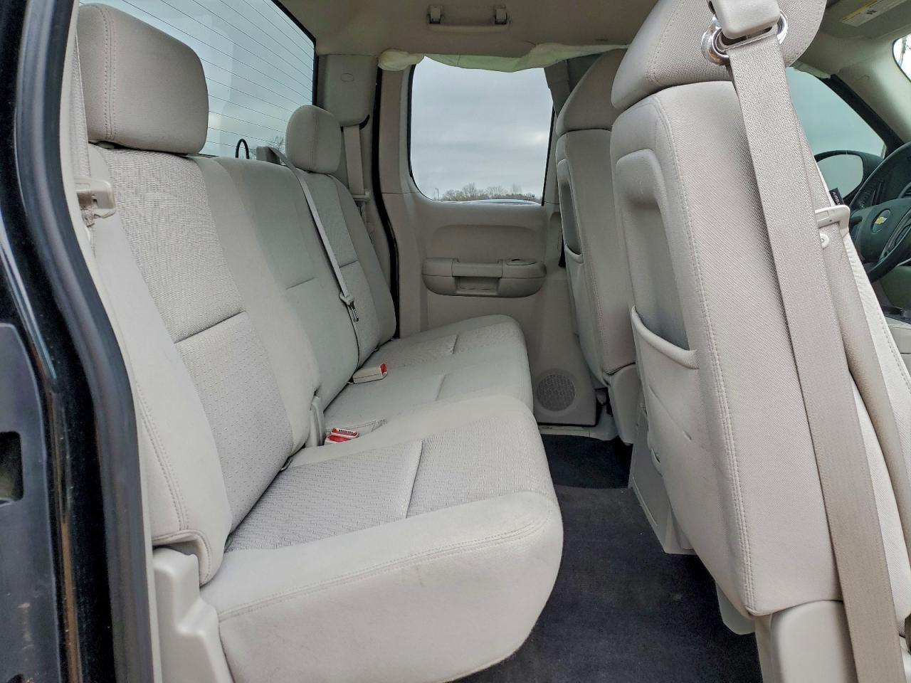 Chevrolet Silverado K1500 Lt Image 11