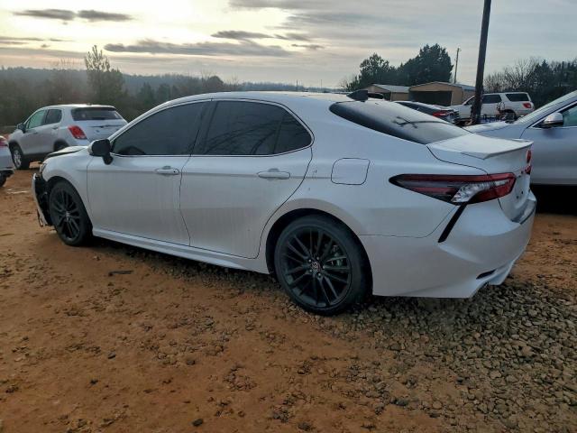 Toyota Camry Xse Image 7