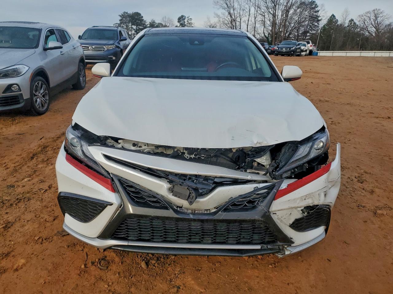 Toyota Camry Xse Image 8