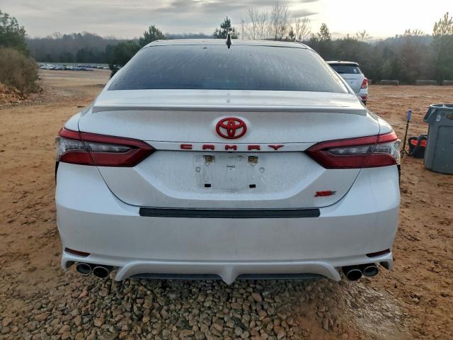Toyota Camry Xse Image 6