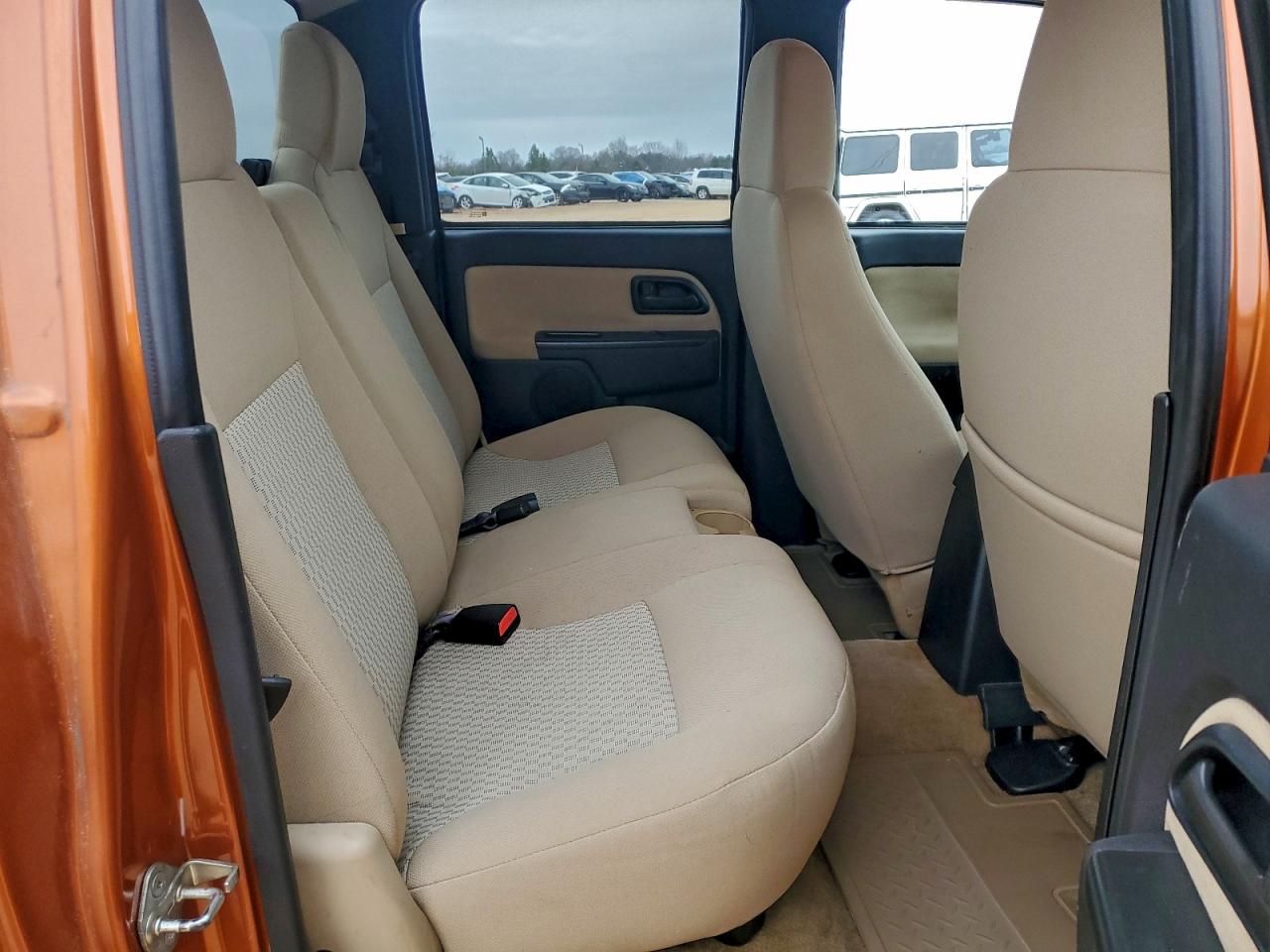 Chevrolet Colorado Image 2