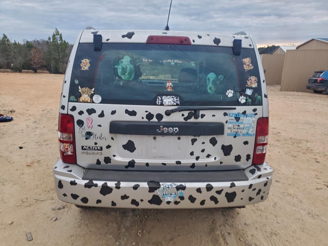 Jeep Liberty Sport Image 6