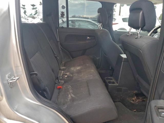 Jeep Liberty Sport Image 10