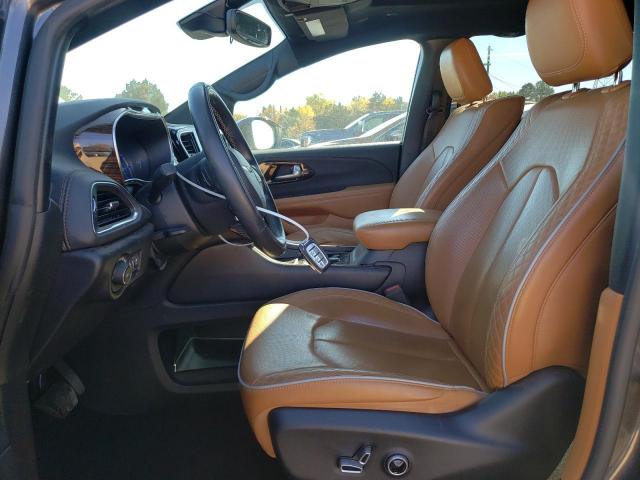 Chrysler Pacifica Hybrid Pinnacle Image 6