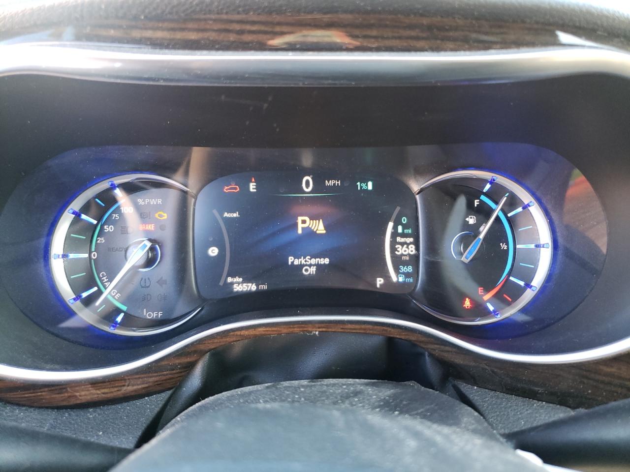 Chrysler Pacifica Hybrid Pinnacle Image 13