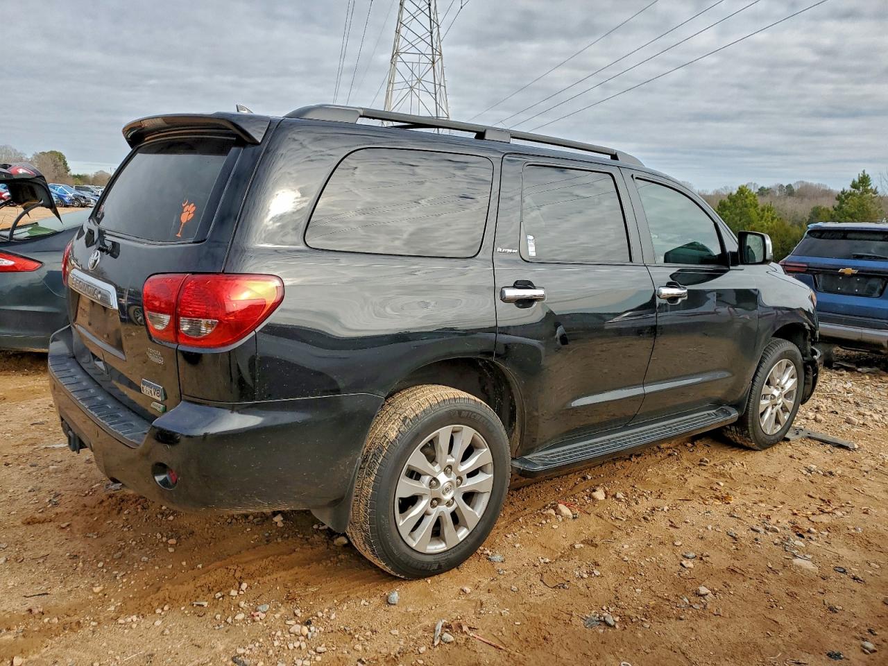 Toyota Sequoia Platinum Image 5
