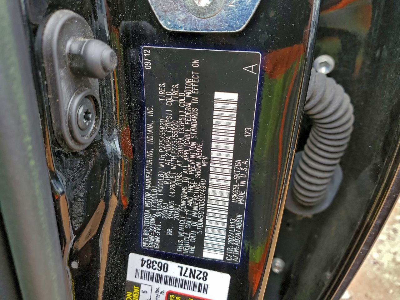 Toyota Sequoia Platinum Image 10